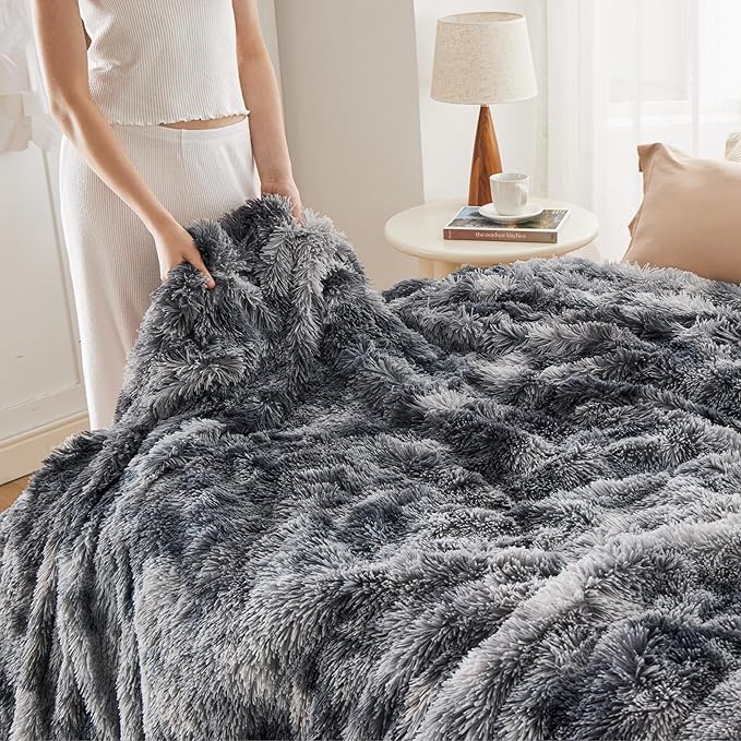 Bedsure GentleSoft Fluffy Fuzzy Faux Fur Throw Blanket for Couch, Soft Sherpa Fleece Cozy Gifts for Women, Christmas Plush Blanket Bed Room Decor for Men, Thick Warm Minky Gifts for Teen Girls Boys