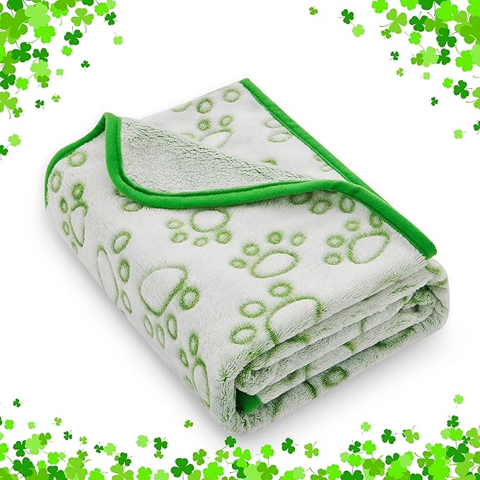 Green Soft Puppy Blanket, with Flannel Green Cute Paw Print, 24 * 32 inches, Cat Blanket Puppy Pads Supplies Dog Products Stuff Essentials